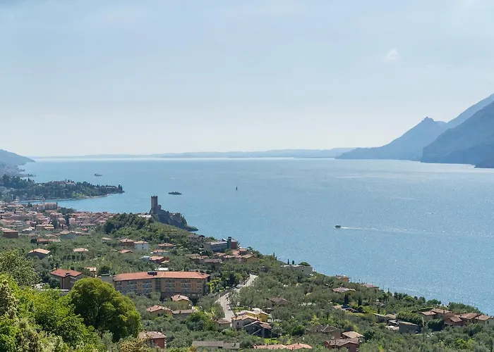 Casa Prea דירה מאלצ'סינה